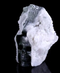 Quartz Rock Druse Mineral Specimen Skull Hand-Carved Crystal Mineral Ornament