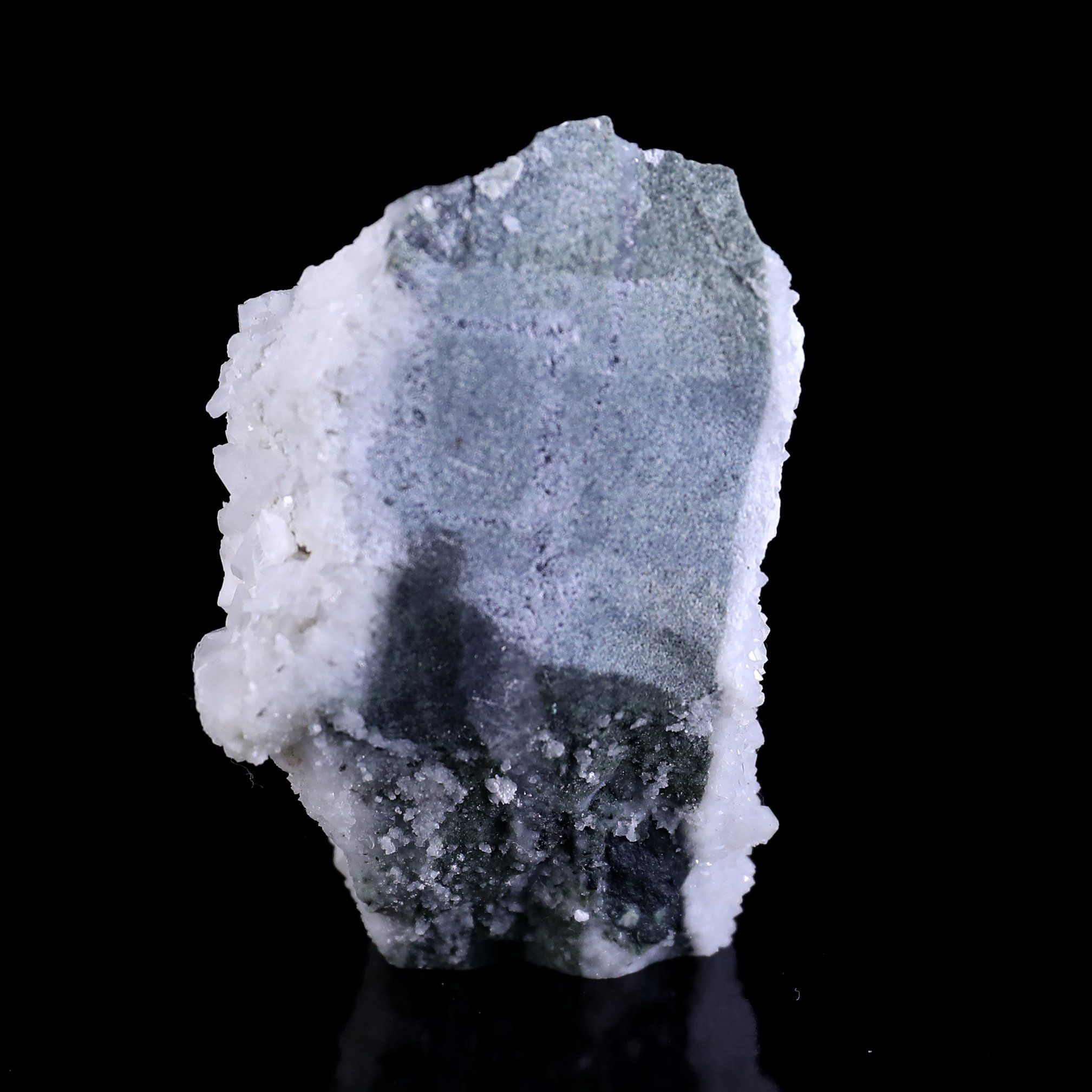 Quartz-Rock-Druse-Mineral-Specimen-Skull-Hand-Carved-Crystal-Mineral-Ornament (3)
